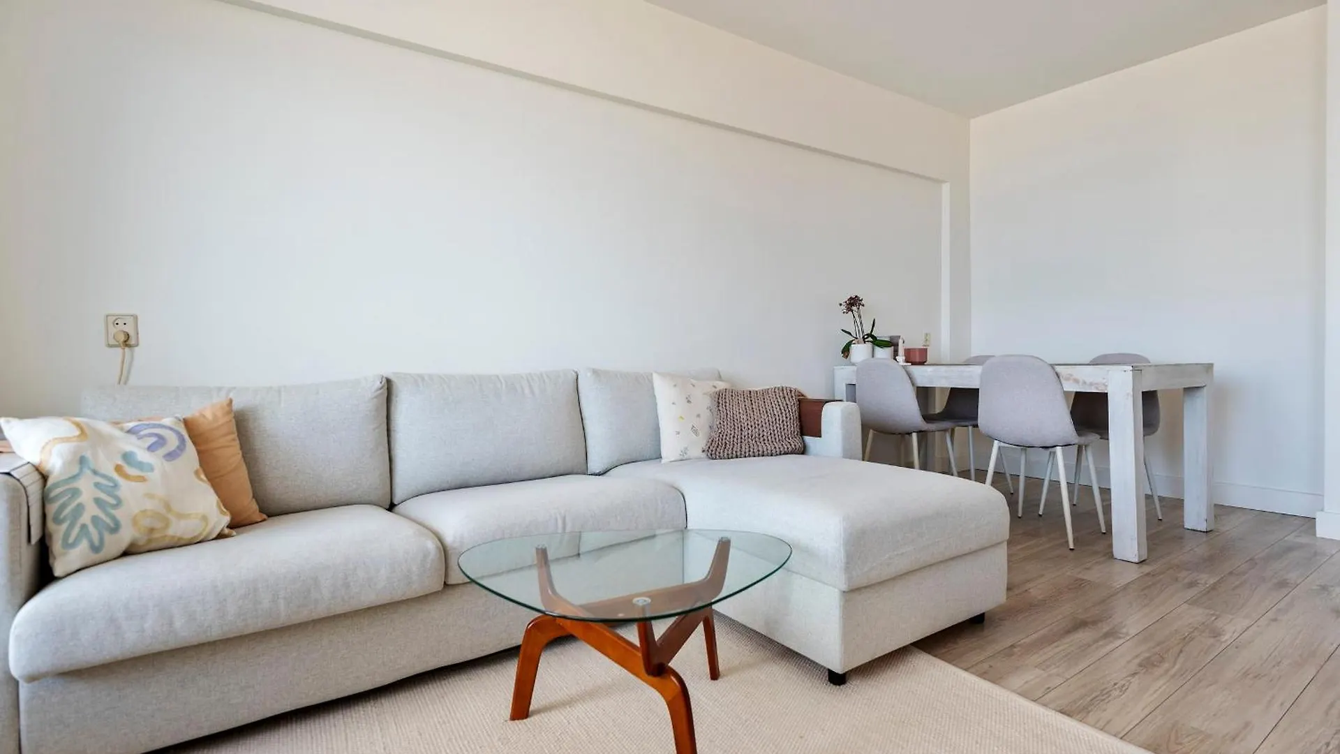 Fika Beach Apartment زاندفورت 0*,  هولندا